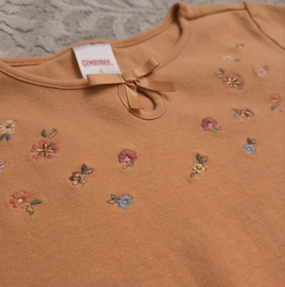Vintage Y2K Gymboree orange embroidered flowers short sleeved top